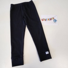 Retuusid ühevärviline must